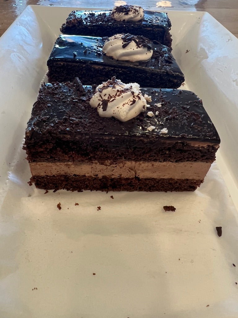 CHOC MOUSSE CAKE BAR
