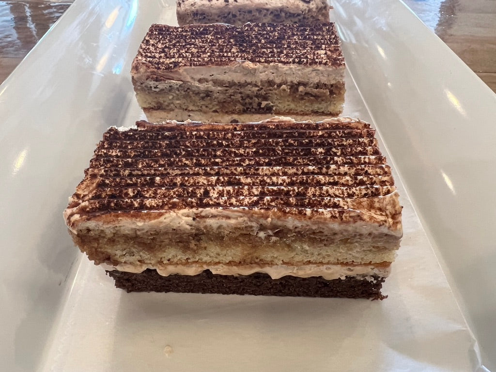 TIRAMISU CAKE BAR - W